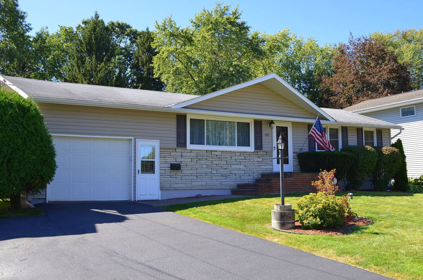 Salina NY Homes, 3 Bedroom Ranch, Movein Ready Central NY Real Estate